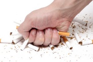 Arrêter de fumer 15 jours avant - traitement cancer du poumon - service chirvtt - bichat